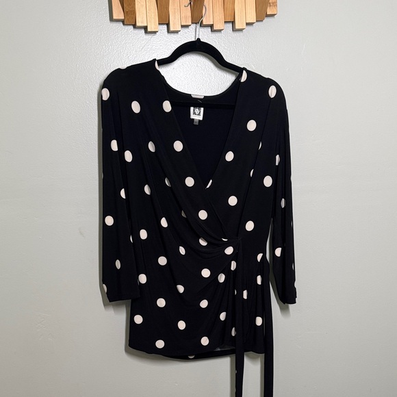 Anne Klein black polka dot Top - Picture 1 of 4